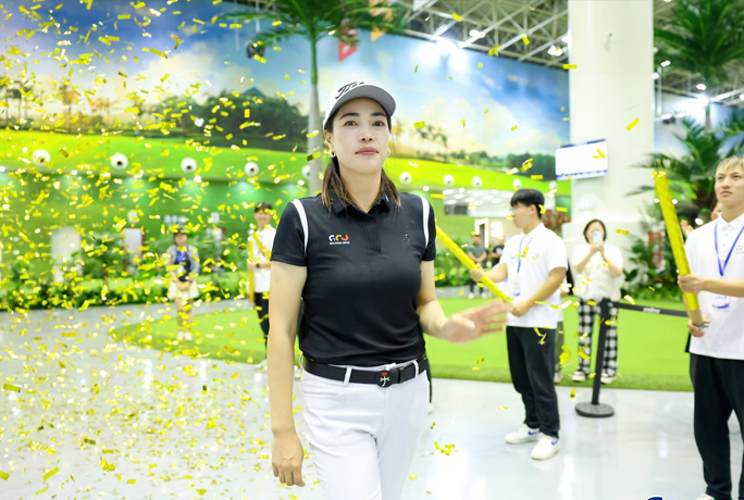 ??‍♀️挥出热爱 秀出自我 #2024高尔夫尊中国室内公开赛 圆满落幕 ?